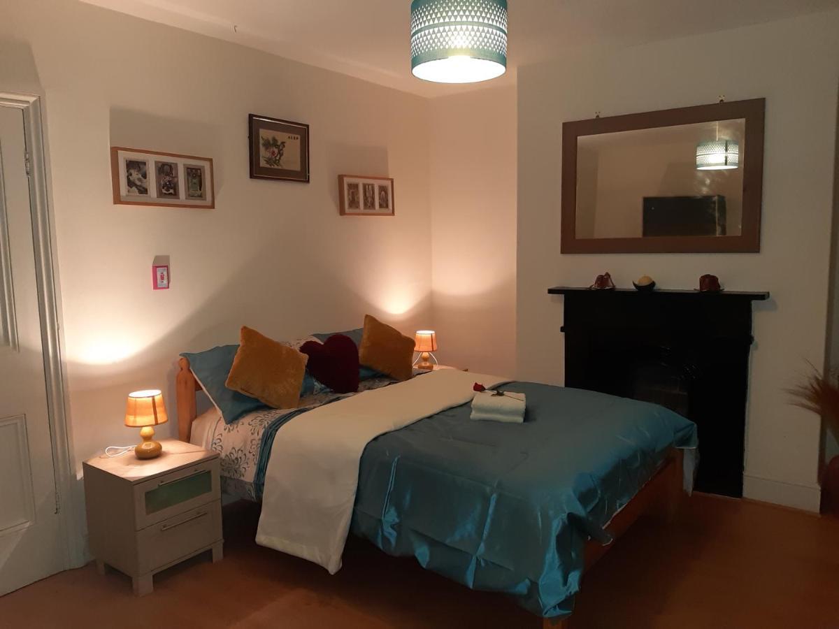 Phoenix Nights Guest House Barrow-in-Furness Kültér fotó