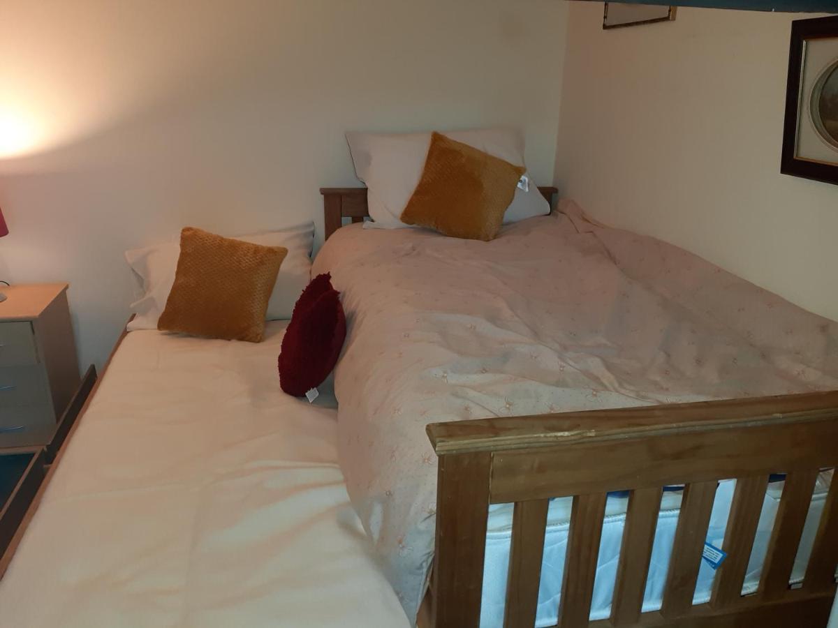 Phoenix Nights Guest House Barrow-in-Furness Kültér fotó