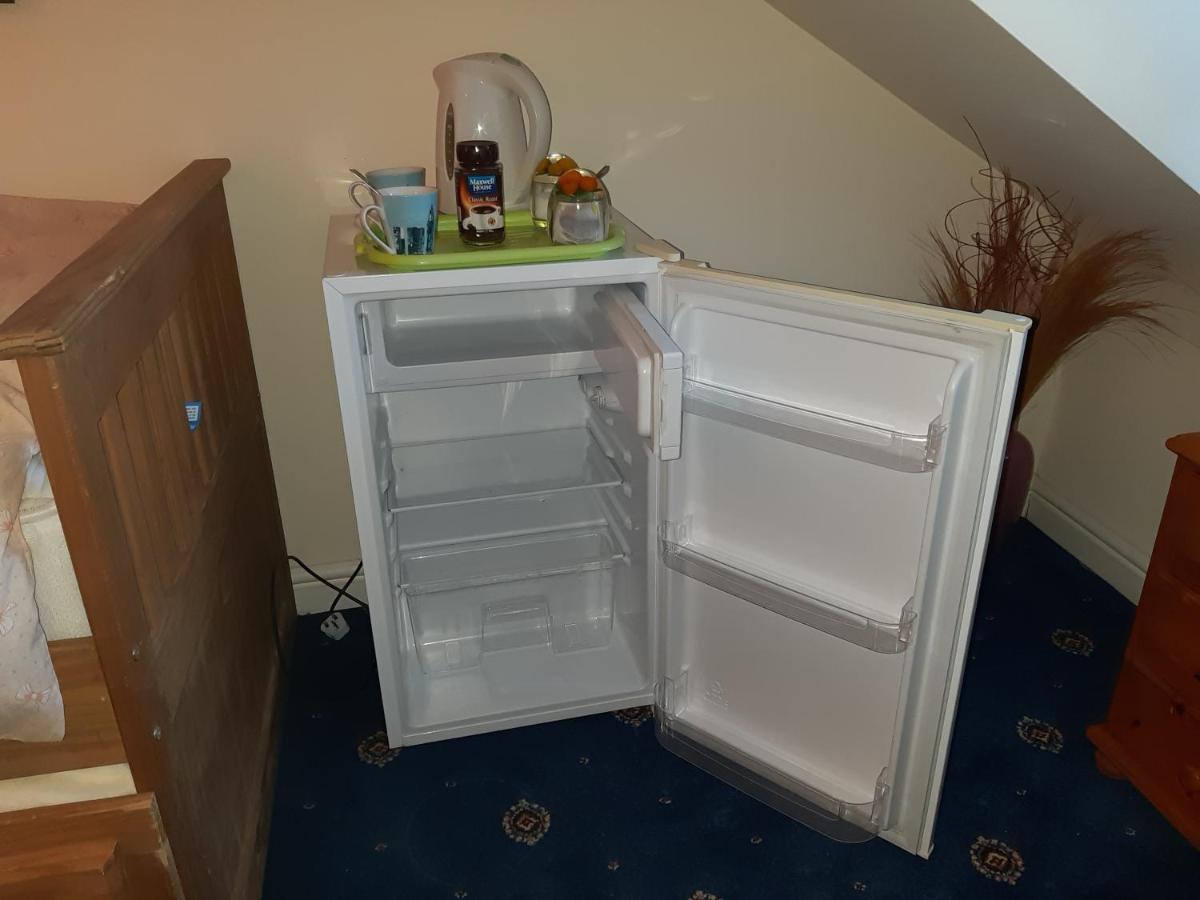 Phoenix Nights Guest House Barrow-in-Furness Kültér fotó