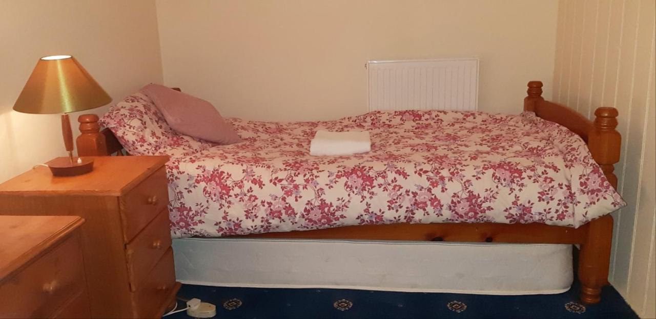 Phoenix Nights Guest House Barrow-in-Furness Kültér fotó