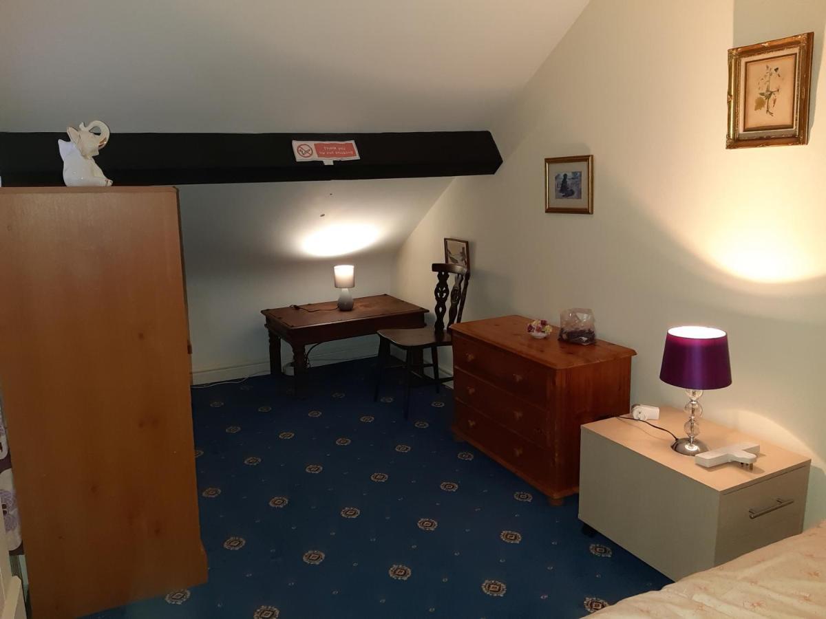 Phoenix Nights Guest House Barrow-in-Furness Kültér fotó