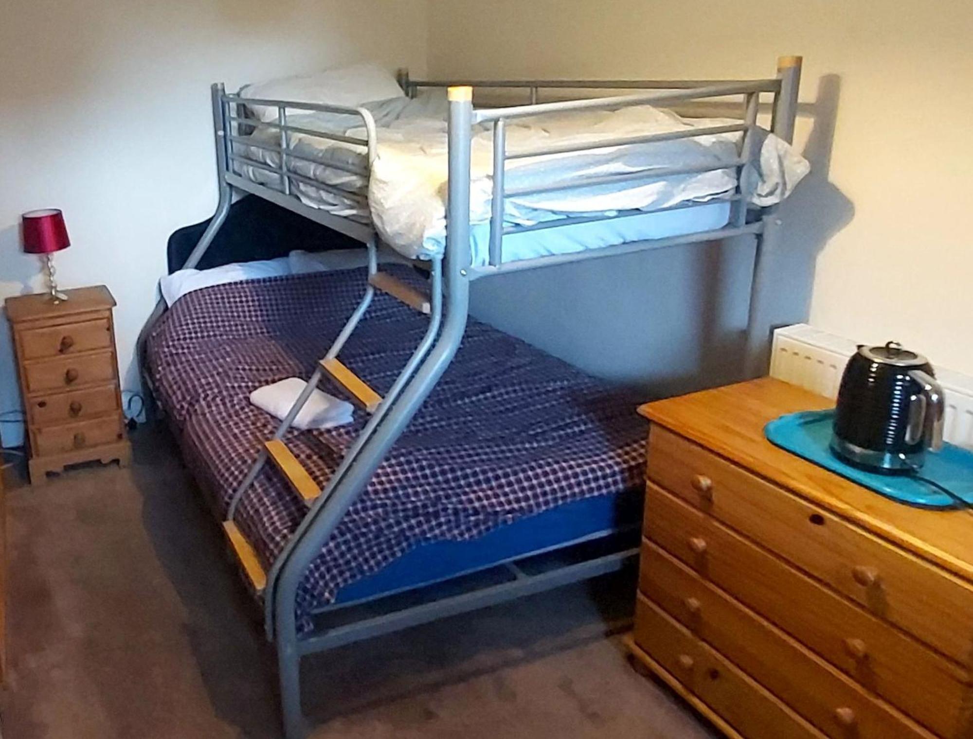 Phoenix Nights Guest House Barrow-in-Furness Kültér fotó